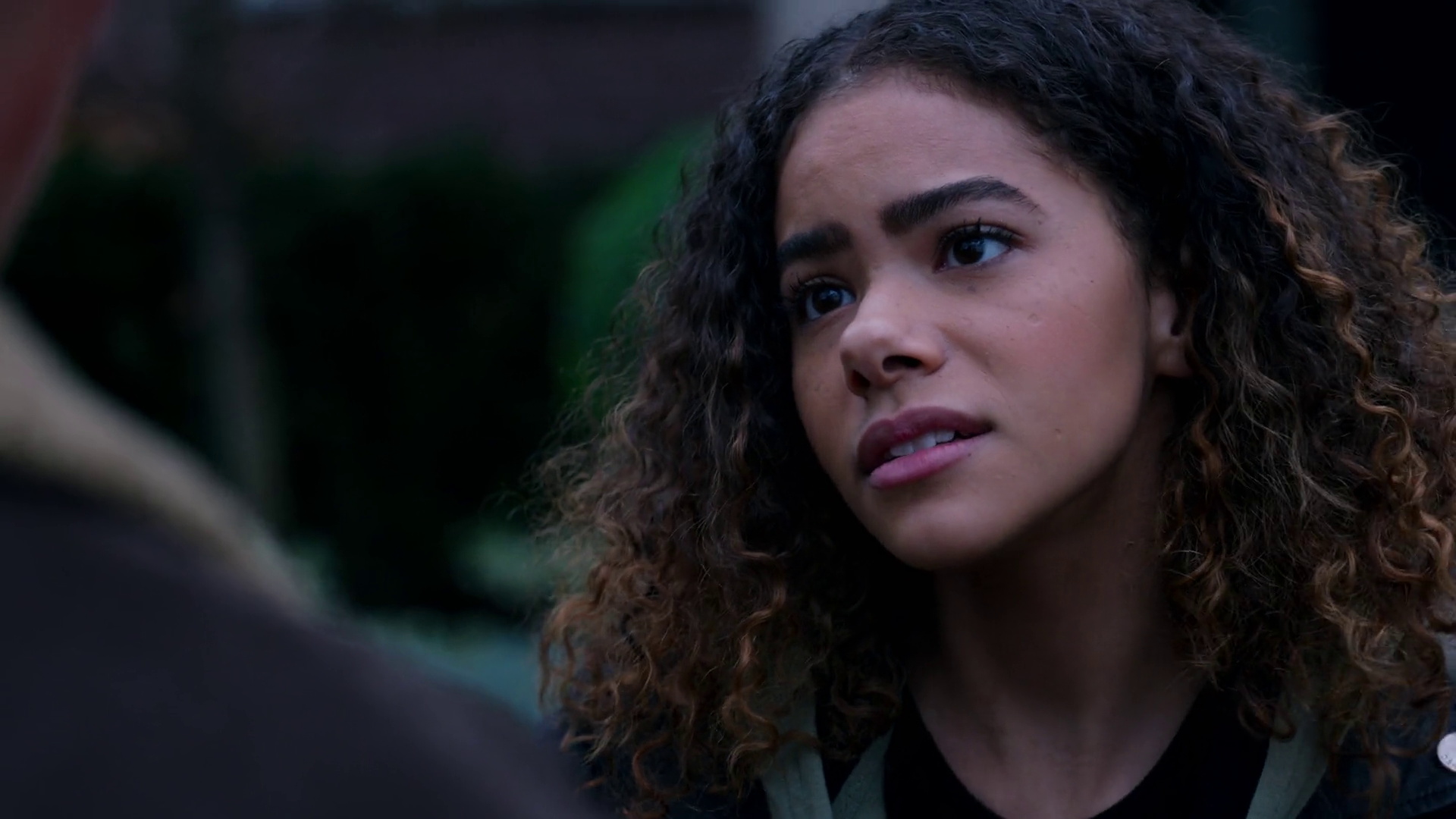 gg-1x10-caps_261.jpg gg-1x10-caps_261.jpg